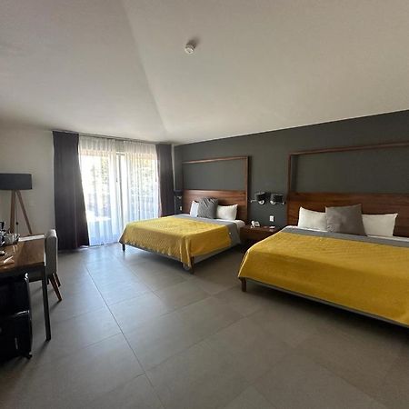 Hotel Boutique Abad Сапопан Экстерьер фото