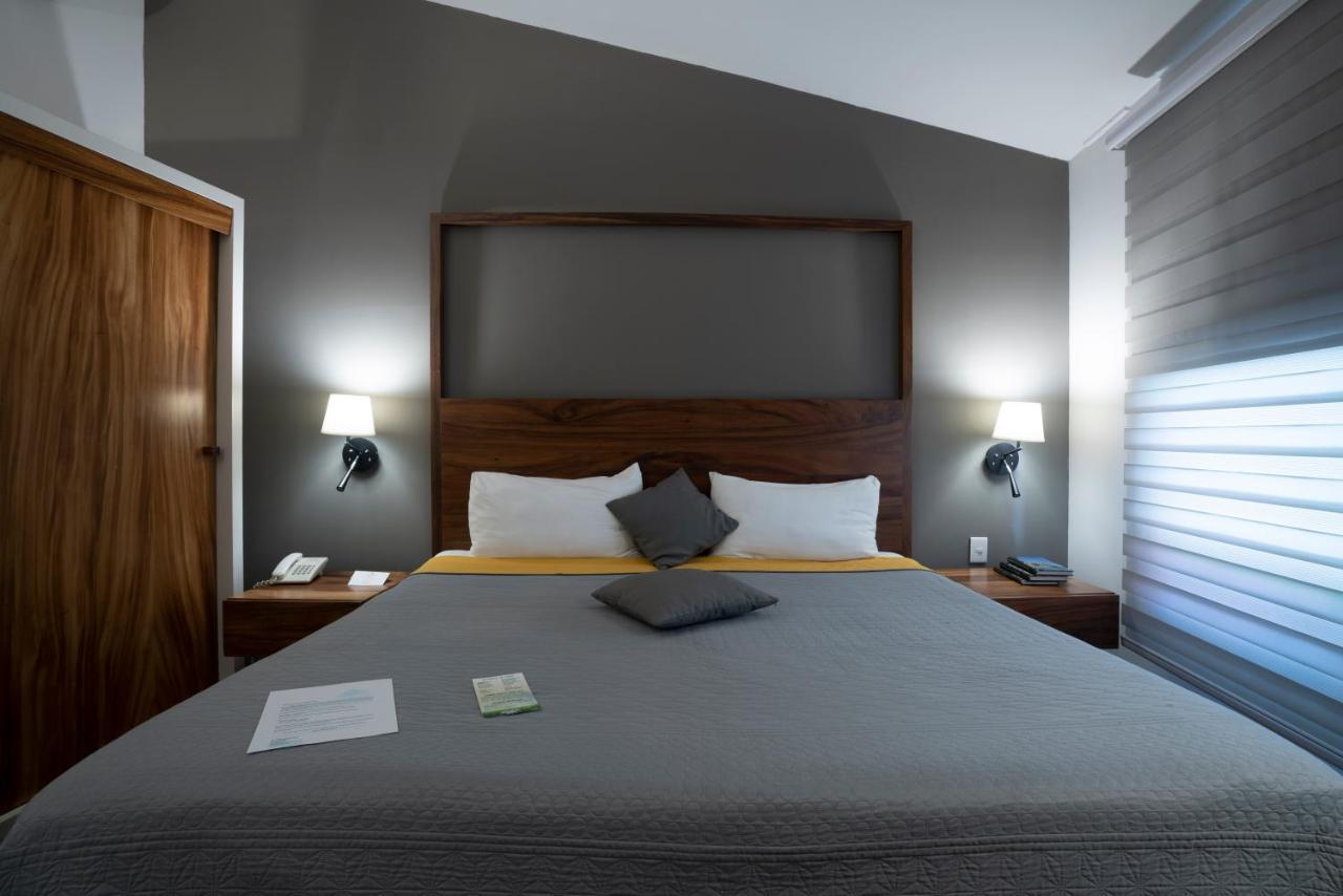 Hotel Boutique Abad Сапопан Экстерьер фото