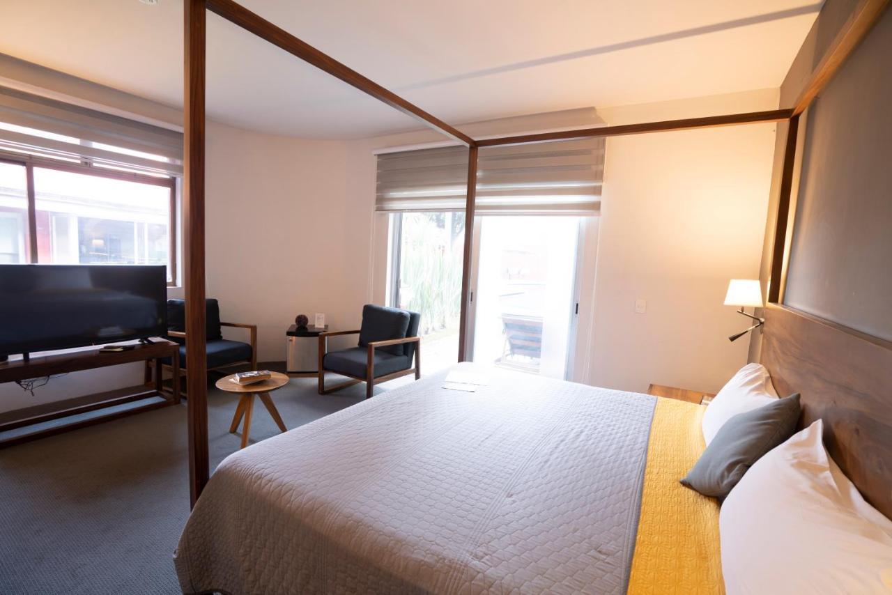 Hotel Boutique Abad Сапопан Экстерьер фото