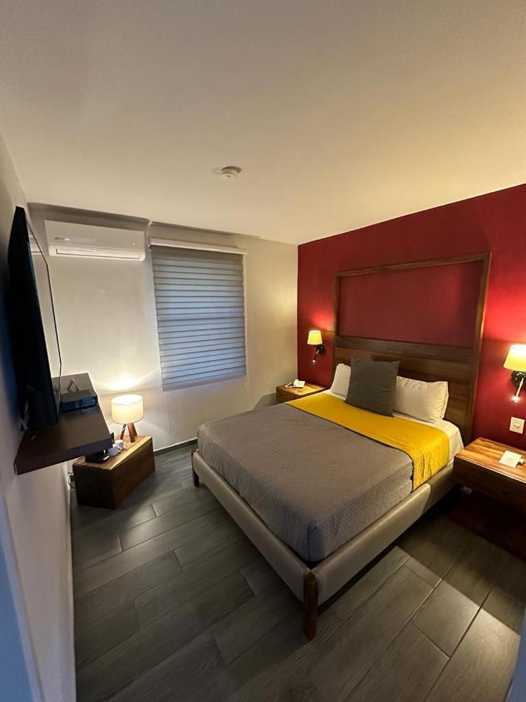 Hotel Boutique Abad Сапопан Экстерьер фото