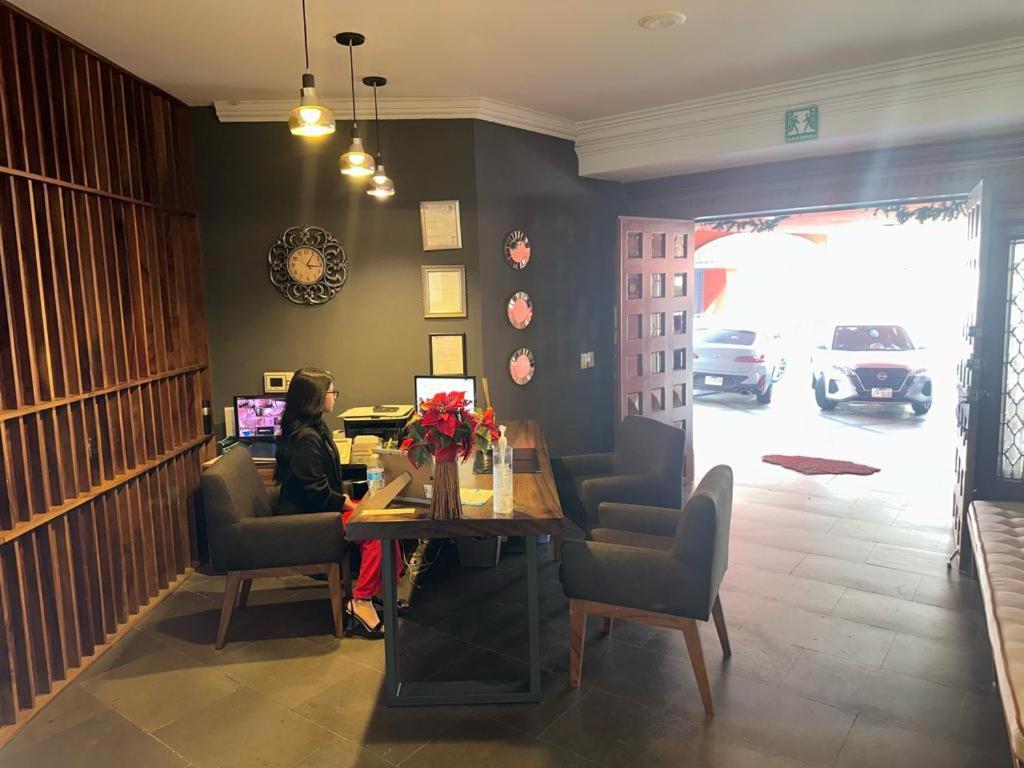 Hotel Boutique Abad Сапопан Экстерьер фото